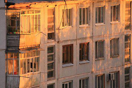 Россиянин погиб при обрушении балкона на шестом этаже