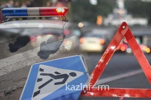 Женщина погибла под колесами автомобиля в Караганде