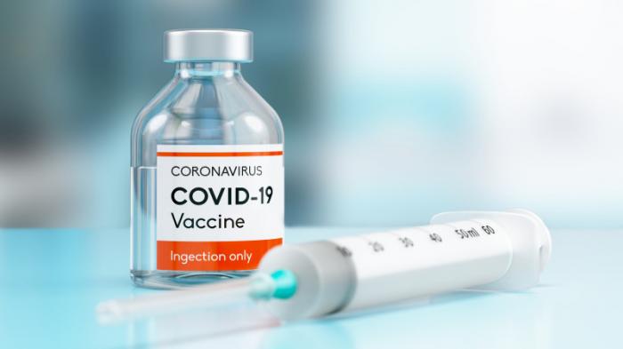 Врач рассказал, что не надо есть перед вакцинацией от COVID-19
                30 августа 2021, 15:05