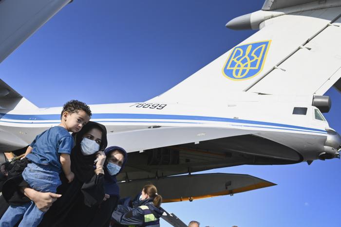 Украина продолжит эвакуацию из Афганистана после 31 августа