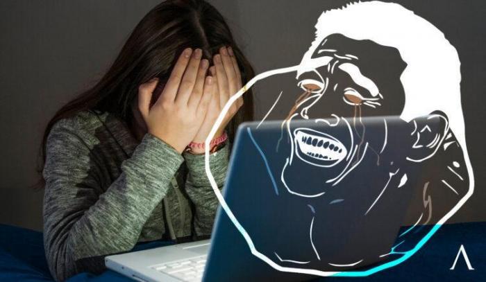 Травля в соцсетях и общение с извращенцами: что угрожает ребенку в интернете