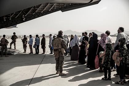 В ЕС решили заняться общей обороной из-за хаотичной эвакуации из Кабула