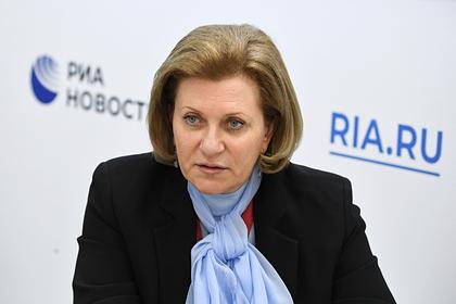 Попова оценила вероятность локдауна в России