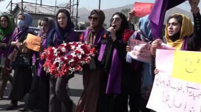 Талибы применили против протестующих женщин слезоточивый газ
                04 сентября 2021, 22:11