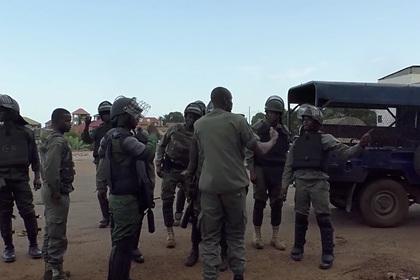 Стало известно о состоянии сотрудников посольства РФ в Гвинее после стрельбы