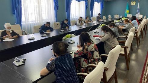 Около 8 тысяч жителей Карагандинской области участвовали в общеказахстанском диктанте