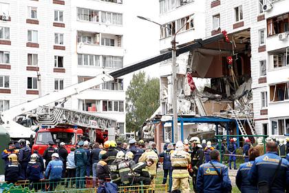 Тело второго погибшего извлекли из-под завалов после взрыва в доме в Подмосковье