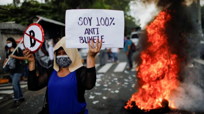 Протесты против принятия биткоина вспыхнули в Сальвадоре
                08 сентября 2021, 19:25