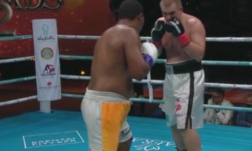 Видео победного боя казахстанского супертяжа против бывшего чемпиона WBO