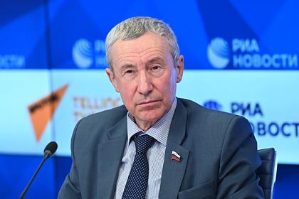 Сенатор пообещал от лица России защищать границы Армении как свои собственные