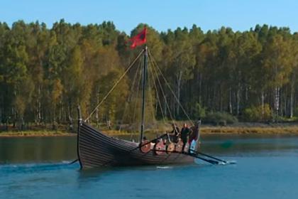 Иркутянин отправился в плавание на самодельном корабле викингов
