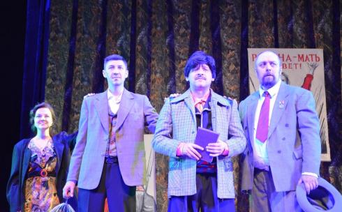 Шоу должно продолжаться: карагандинский театр Станиславского готовит премьеру спектакля «Прощай, Конферансье!»