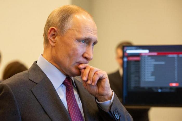 Путин общался с зараженным коронавирусом сотрудником целый день