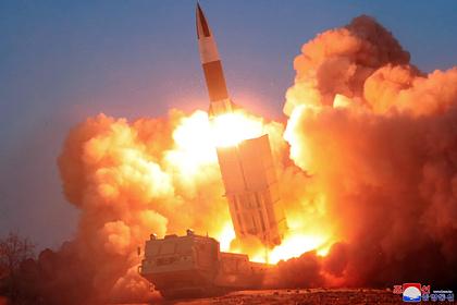 Северная Корея запустила еще одну ракету в сторону Японии