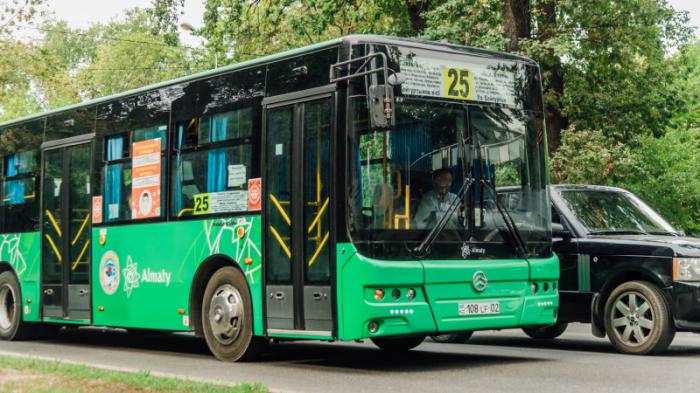 Оплату проезда через QR-код банков и мобильных операторов отключили в автобусах Алматы
                15 сентября 2021, 13:24