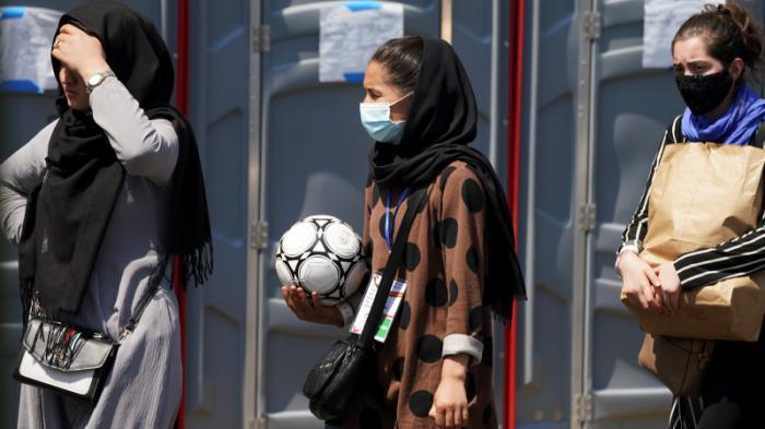 Женская сборная Афганистана по футболу прибыла в Пакистан из-за запрета талибов
                15 сентября 2021, 18:40