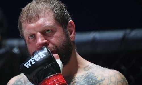 Российский боец UFC заподозрил Александра Емельяненко в организации «договорняка»