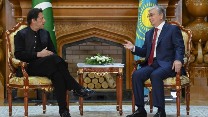 Президент Токаев пригласил в Казахстан премьера Пакистана
                16 сентября 2021, 18:48