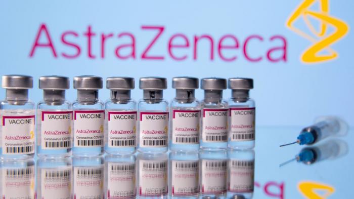 В России запустили производство вакцины AstraZeneca
                17 сентября 2021, 17:37