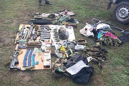 Опубликовано фото с арсеналом оружия напавшего на отдел полиции в Лисках