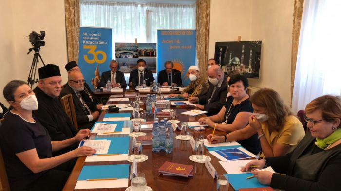 В Праге обсудили казахстанский опыт межконфессионального согласия
                17 сентября 2021, 19:32
