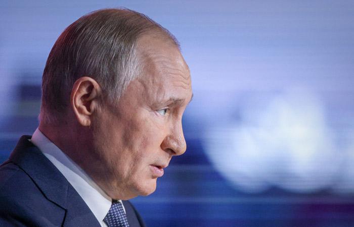 Парламентские выборы в России: Путин проголосовал онлайн