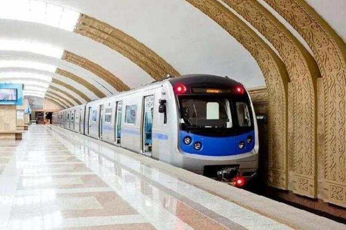 Сагинтаев предложил переименовать две станции метро в Алматы