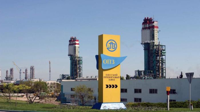 Одесский припортовый завод останавливает работу
