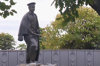 В Находке появился памятник капитану Болтину