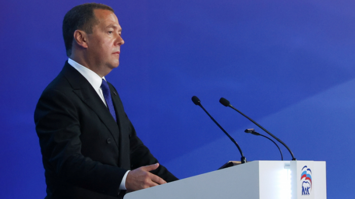 Дмитрий Медведев заболел неизвестной болезнью: 