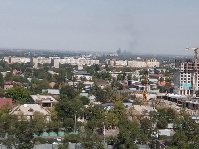 Пожар произошел на барахолке в Алматы
                21 сентября 2021, 13:00