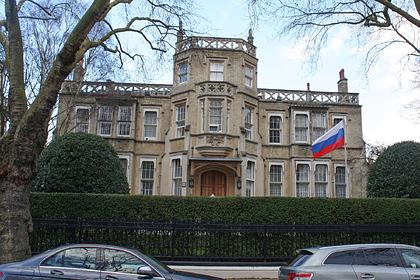 Посольство России назвало смехотворными доказательства в деле Скрипалей