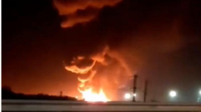Пожар вспыхнул на предприятии по переработке вторсырья в Караганде
                21 сентября 2021, 21:22