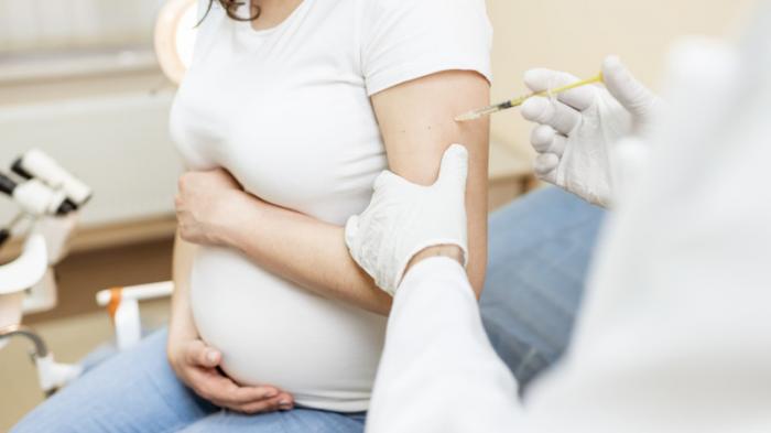 Младенцы получают антитела от вакцинированных матерей - исследование
                23 сентября 2021, 08:45
