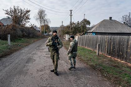Украина сообщила о ранении двух своих военных под обстрелом в Донбассе