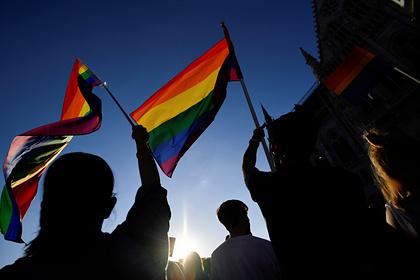 Венгрия отказалась менять политику в отношении ЛГБТ