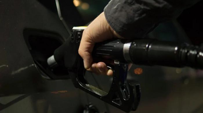 Лимит на продажу бензина в вели на АЗС в Великобритании
                25 сентября 2021, 03:59