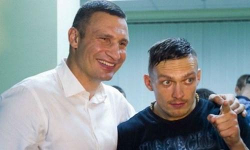 «Это взрыв мозга». Кличко и Шевченко побывали в раздевалке Усика после победы над Джошуа. Видео