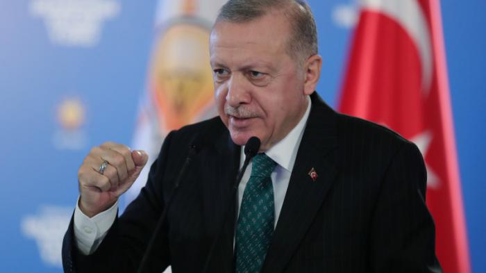Эрдоган предложил США уйти из Сирии и Ирака
                27 сентября 2021, 08:33