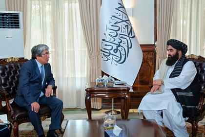 Посол Казахстана встретился с министром иностранных дел талибов