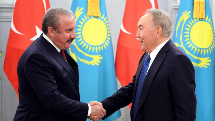 Назарбаев: Мы с Эрдоганом находимся в постоянном контакте
                27 сентября 2021, 16:47