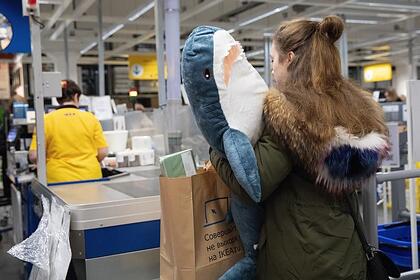 Плюшевые акулы из IKEA оказались под угрозой снятия с производства