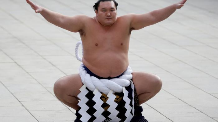 Самый титулованный борец сумо решил завершить спортивную карьеру
                28 сентября 2021, 08:34