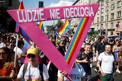 Три польских региона откажутся от ущемления прав ЛГБТ из-за угроз Евросоюза