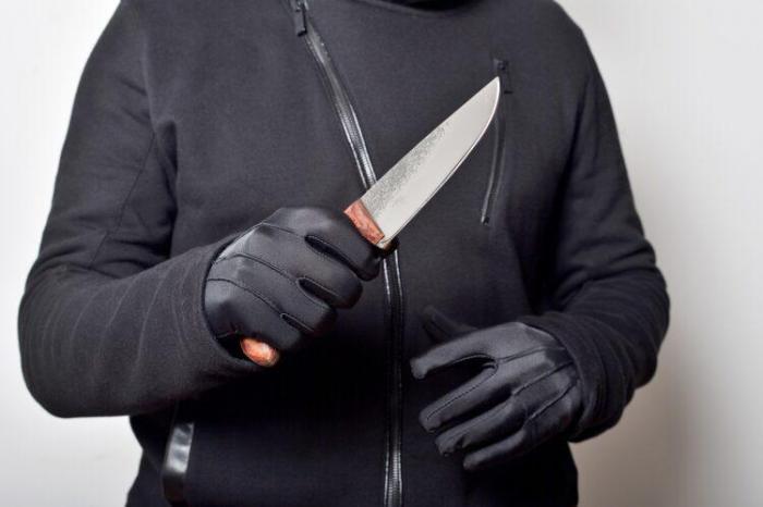 В Темиртау мужчина ограбил и забил ножом своего собутыльника