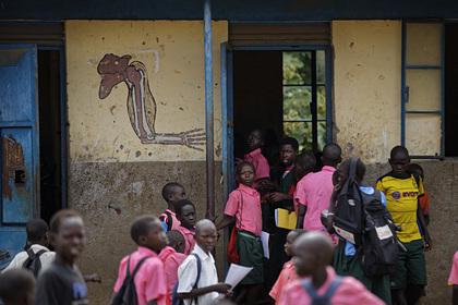 В Африке учителя ушли в бизнес из-за нехватки денег