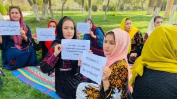Женщины вышли на акцию протеста в Кабуле
                01 октября 2021, 02:24