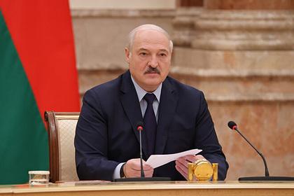 Лукашенко почтил память погибшего сотрудника КГБ и пригрозил «мерзавцам»