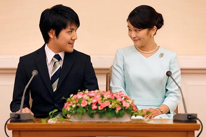 Японская принцесса отказалась от семейных денег ради свадьбы с простолюдином