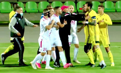 Выбивший двух обидчиков «Кайрата» клуб устроил массовую драку в матче чемпионата. Видео